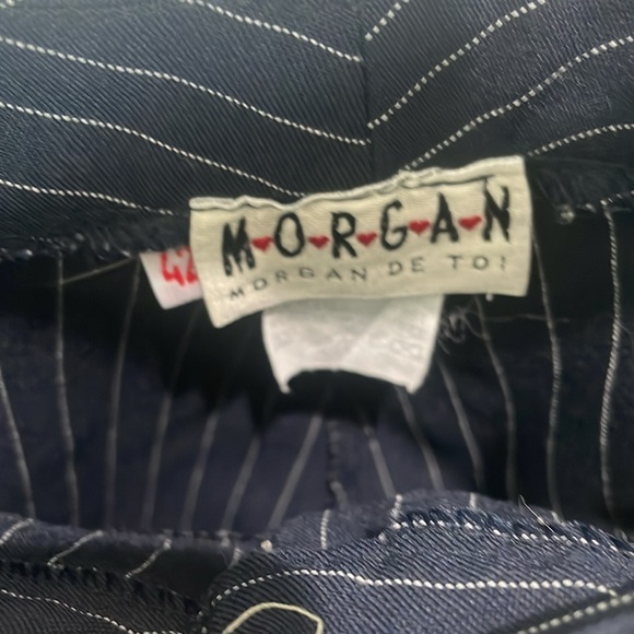 Blue striped pants with buttons detail - Picture 2 of 3